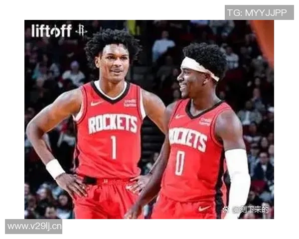 火箭队最新阵容配置分析：战术匹配与深度评估